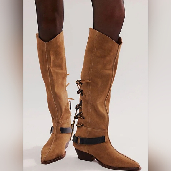 Free People Back Lace Sway Low Slouchy Boots In Military Taupe Suede Size 7.5M - Picture 1 of 15